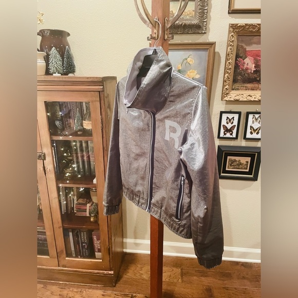 Reebok reflective metallic full zip jacket w/ pockets elastic waist SZ M silver - Picture 3 of 12